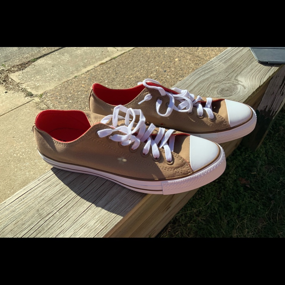 BRAND NEW tan Converse